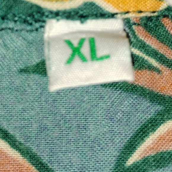 PINEAPPLE MOON ALOHA SHIRT - Picture 3 of 8